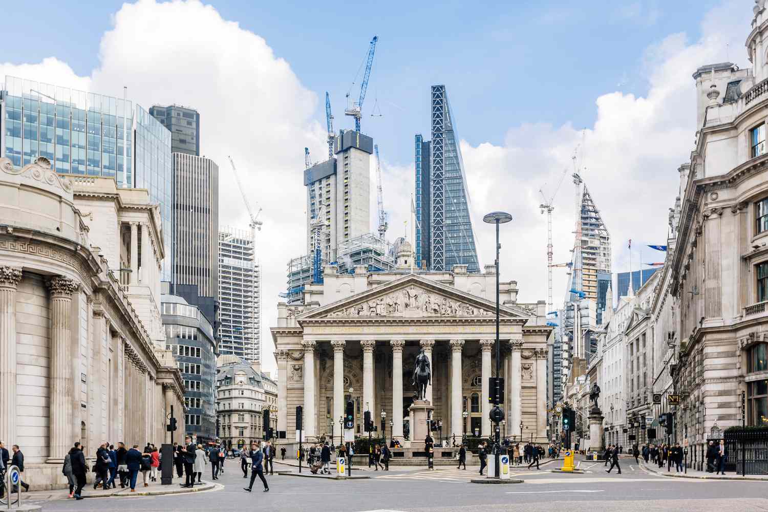 Bank of England Forecasting: Missing the Mark?
